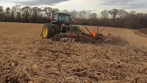 Loving farming #harvest #johndeere