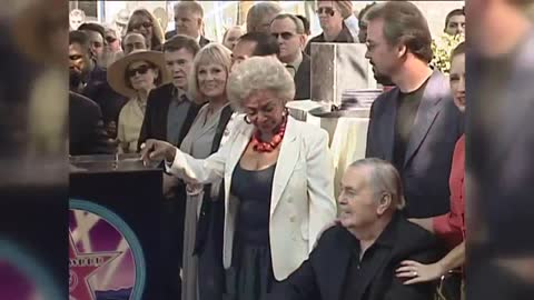 RemembRemembering Bill Russell, Pat Carroll, and Nichelle Nichols.