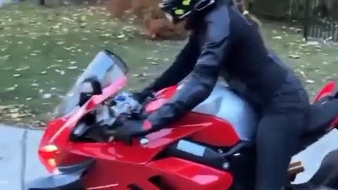 270 Ducati & Ladies Concepts | ducati, motorcycle, and biker girl