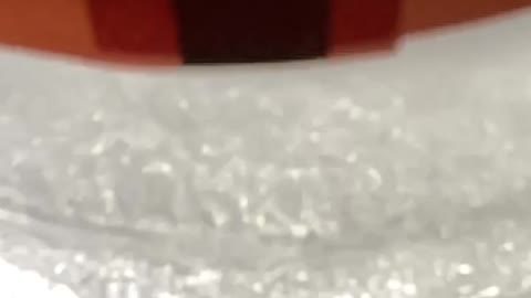 Alka-Seltzer in slow Mo