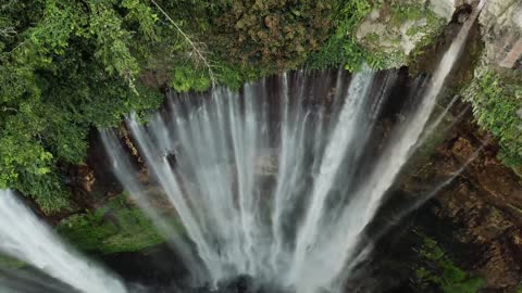 Magical Waterfall (nature)