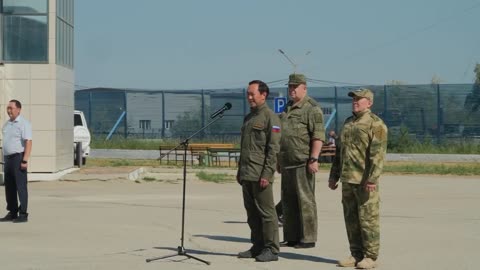 Jakutové jdou v ruských uniformách osvobodit Ukrajinu