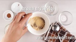 Keto brown sugar and cinnamon breakfast oats