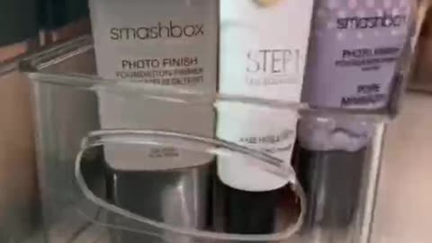 Unzip video: Makeup cleaning