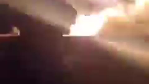 Ukrainian artillerymen destroy invaders!