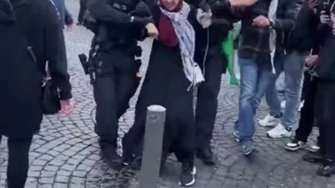 Mass arrests continue unabated in Germany against pro HAMAS islamists.
