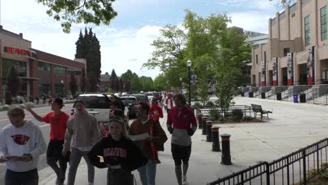 People Protest Mandatory Vaccinations At Oregon State University