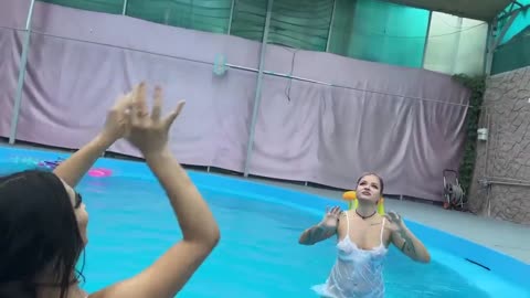 Swimming- Pool- Vollyball
