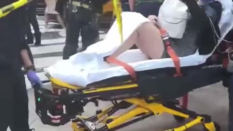 BREAKING! 12 people struck by vehicle fleeing police in Midtown Manhattan, NYC