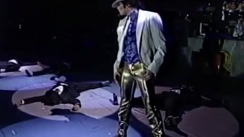 Michael Jackson - Smooth Criminal (Live HIStory Tour Kuala Lumpur 1996) 60fps