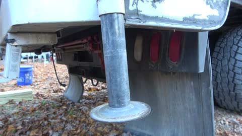 How to Load and Unload a Truck Camper onto your Pickup Truck