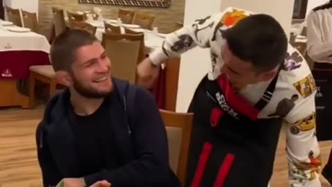 KHABIB VS CZN BURAK 🤣