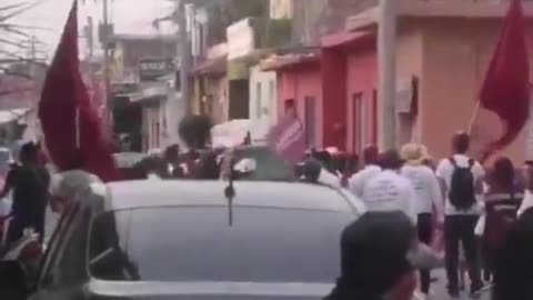Asesinan a balazos a candidata de Morena en México