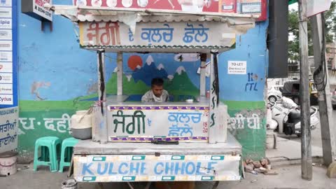 Kulche chole street food _ Super Tasty Chole Kulche