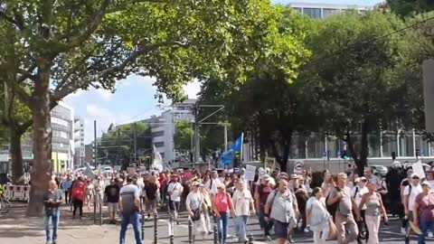 Cologne Germany: protest for positive energy relations with Russia Sept. 4, 2022
