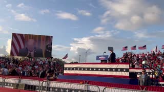WATCH: Trump Rally Goes Nuts After He Plays One Single Video