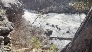 ENJOY the Peace & Quiet of Dillon Falls Canyon – Deschutes River – Central Oregon – 4K