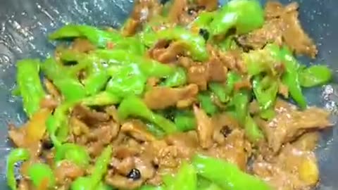 Hunan Jindian famous dish chili fried pork, fragrant and spicy, delicious to lick the plate #chili f