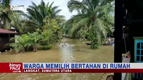 2 Kecamatan di Langkat Terendam Banjir, Warga Gunakan Sampan untuk Beraktivitas