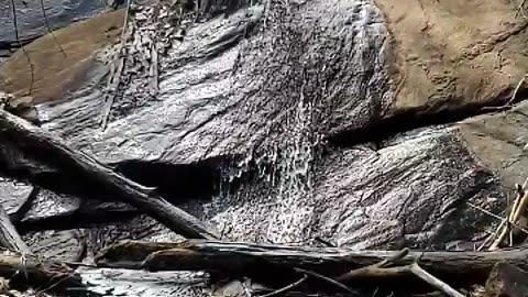 Slowmo waterfall