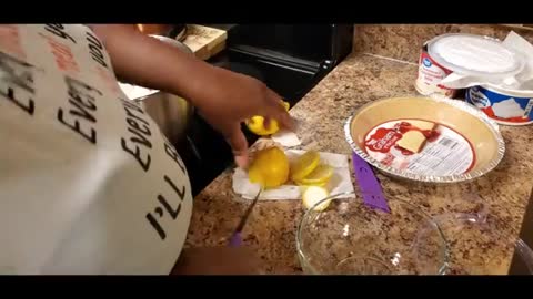 How to Make a Quick and Easy Lemon Ice Box Pie Dessert