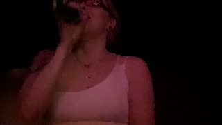 Andi singing I want you back (phone recording)