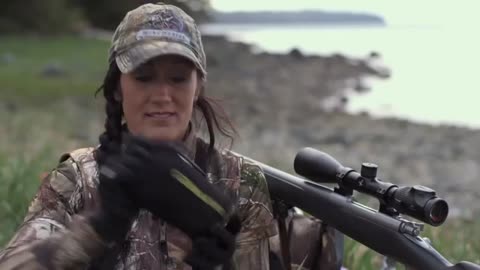 Gun Slicker: Bear hunt in Alaska with Melissa Bachman