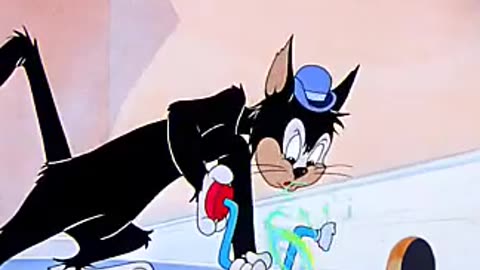 "Tom vs. Jerry: The Ultimate Showdown! 🐱🐭"