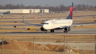 Delta Flt 2166 departing St Louis Lambert Intl - STL