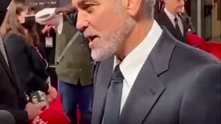 George Clooney “I agree with Mandates”