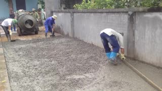 House Construction - Pouring Concrete - An Effective Way of Making Yard And Road