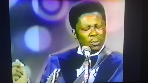 B.B. King Ain't Nobody Home (Temptations, Aretha, Smokie, Roberta, present) Grammys 1972 Live