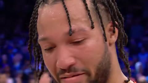 NBA - Jalen Brunson gets serenaded from the MSG crowd after dropping 40 points