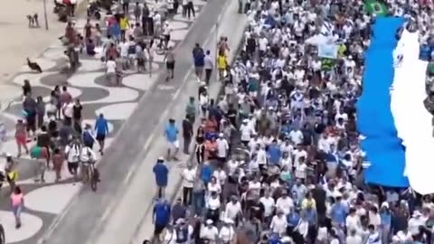 Brazilians taking to the streets to show their support of Israel in "The March Against Terrorism"