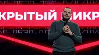 How do Russian comedians stay relevant during war?