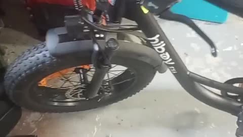 e bike already broke. do not buy hiboy e bikes