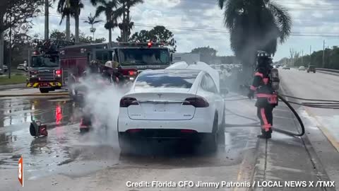 Hurricane Ian Has Turned Electric Vehicles into Ticking Time Bombs: “Extreme Hazard”