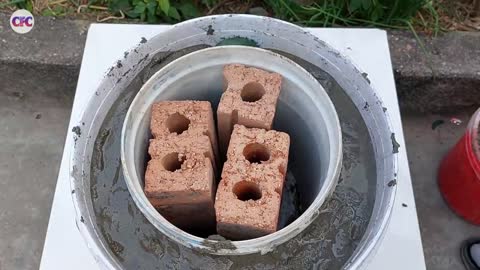 How to cast a smokeless stove with cement and paint bucket