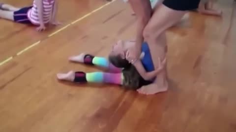 Gymnastic Streaching Treaning