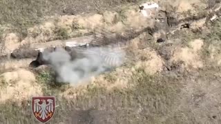 🔥 Ukraine Russia War | Ukrainian Drone Operators Accurately Hit Russian Soldier in Well-Establ | RCF