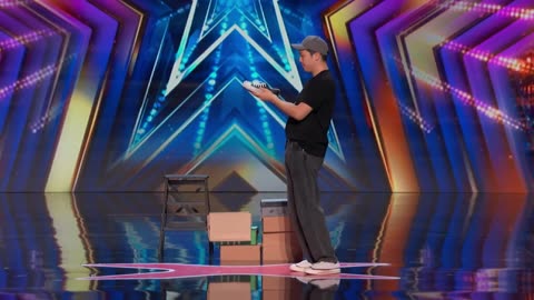 Early Release: Magician Sangsoon Kim raises the bar with UNBELIEVABLE magic! | Auditions | AGT 2023