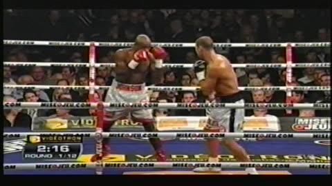 Combat de Boxe Glenn Johnson vs Lucien Buté