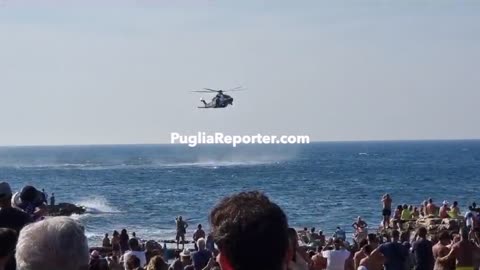 Military Helicopter for spectacular sea rescue exercise - Esercitazione elicottero HH-139