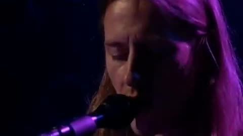 Alice In Chains - The Killer Is Me (From MTV Unplugged)