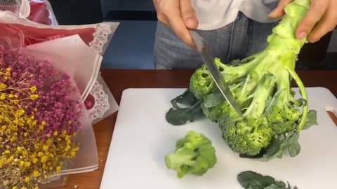 I can eat this broccoli every day! Recipe for broccoli and mushrooms in a frying pan. Delicious!