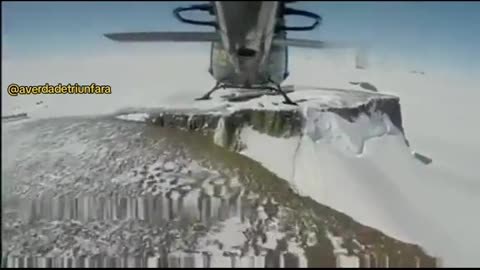 Antarctica ice wall