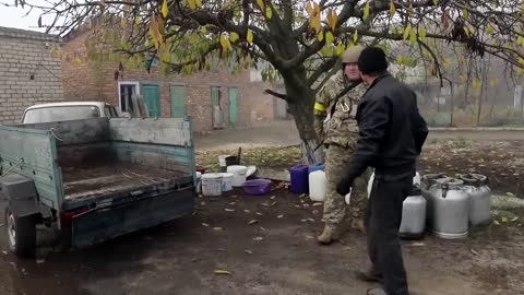 Ukrainians advance after Russia orders retreat