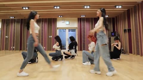 Lovelyz (러블리즈) - 'Memories' (이야기꽃) Mirrored Dance Practice