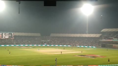 PSL 8 Crazy Crowd in Beautiful Stadium