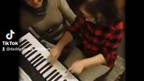 January 2017 Gabrielle's first melody with her keyboard part 2